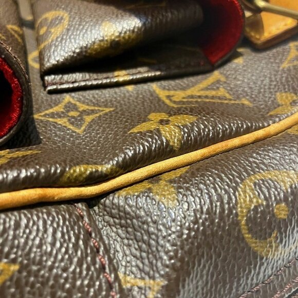 LOUIS VUITTON Brown Monogram Bag - Picture 5 of 9